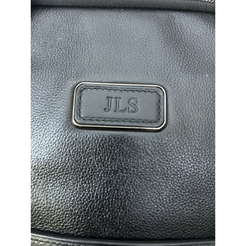 Tumi Harrison Seneca Slim Black Leather 15
